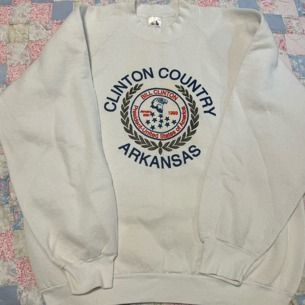 VINTAGE | 1993 White Bill Clinton President Sweatshirt